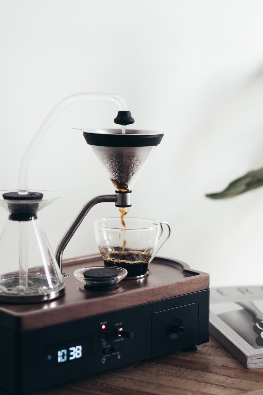 Barisieur Tea & Coffee Alarm Clock - Black EQUA