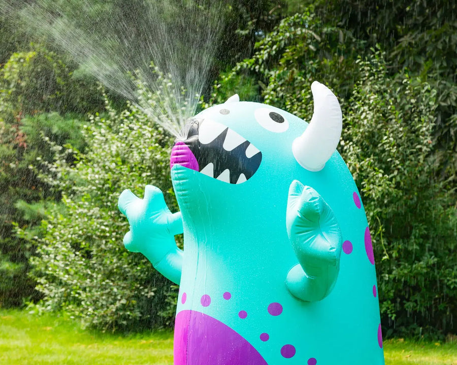 Ginormous Monster Yard Sprinkler 22 Big Mouth