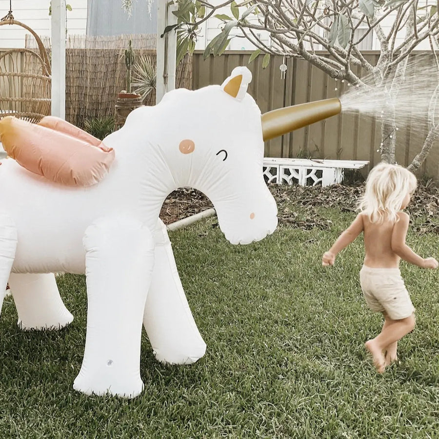 SunnyLife Inflatable Giant Sprinkler Seahorse Unicorn - White SunnyLife